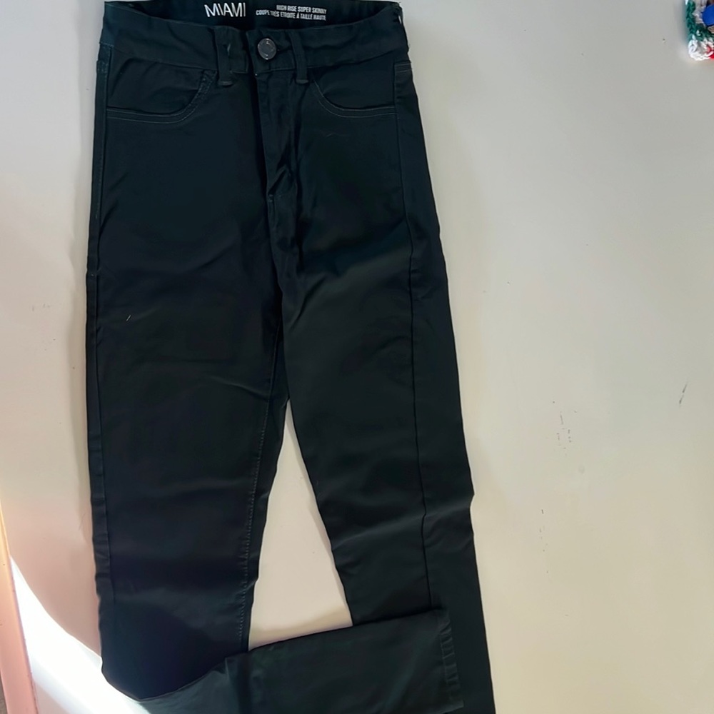 EUC like new! Black Miami high rise super skinny stretch, jeans